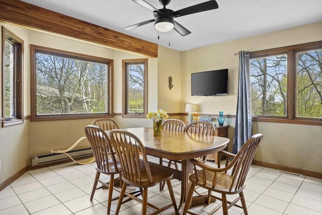 6421 Woodland Trail, Dane, WI 53529