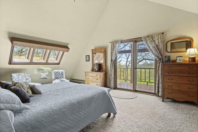 6421 Woodland Trail, Dane, WI 53529