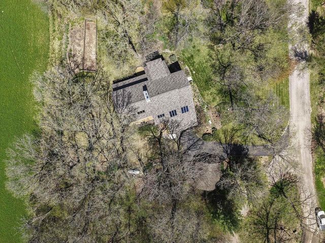 6421 Woodland Trail, Dane, WI 53529