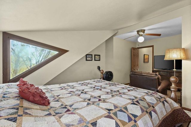 6421 Woodland Trail, Dane, WI 53529