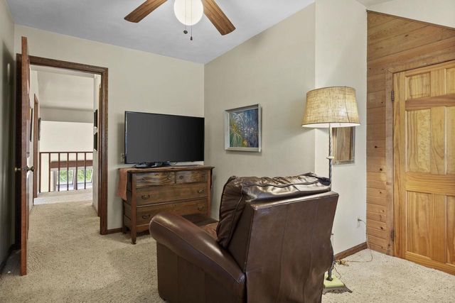 6421 Woodland Trail, Dane, WI 53529