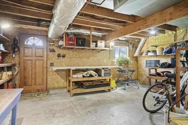 6421 Woodland Trail, Dane, WI 53529