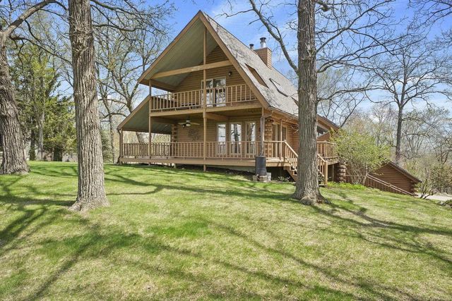 6421 Woodland Trail, Dane, WI 53529