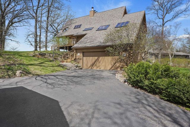 6421 Woodland Trail, Dane, WI 53529