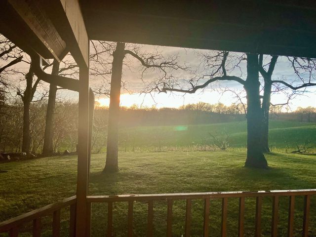 6421 Woodland Trail, Dane, WI 53529