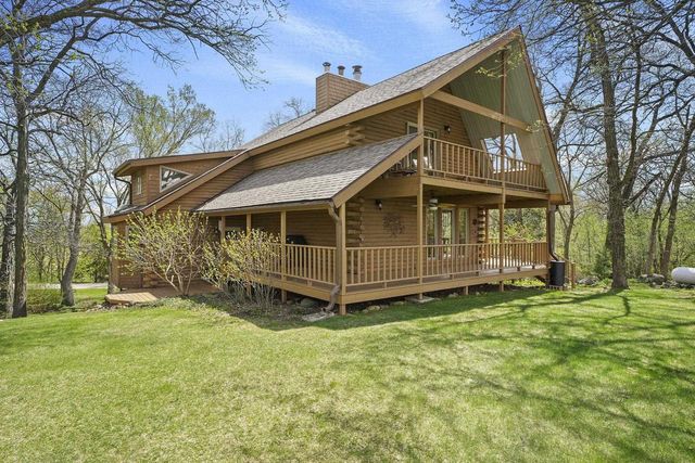 6421 Woodland Trail, Dane, WI 53529