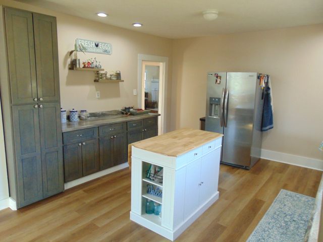 3547 Coffey Branch Rd, Cornersville, TN 37047