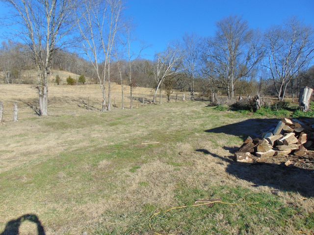 3547 Coffey Branch Rd, Cornersville, TN 37047