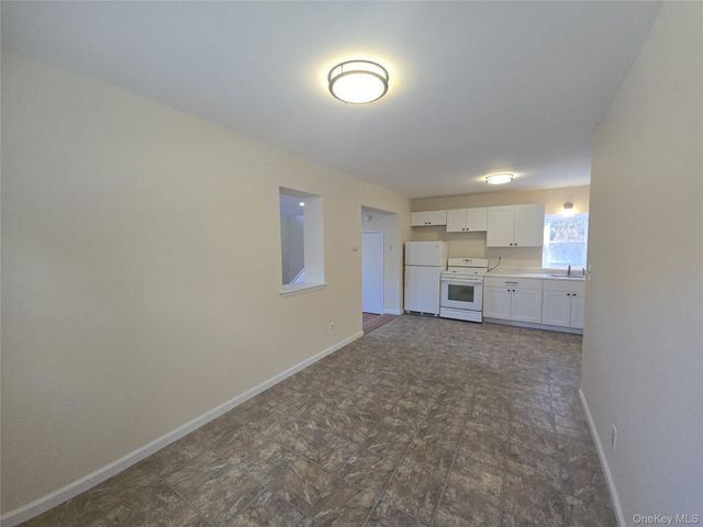 91 Holloran Road, New Windsor, NY 12553