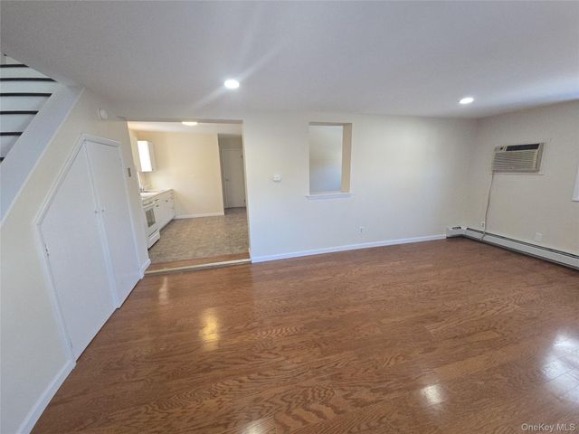 91 Holloran Road, New Windsor, NY 12553