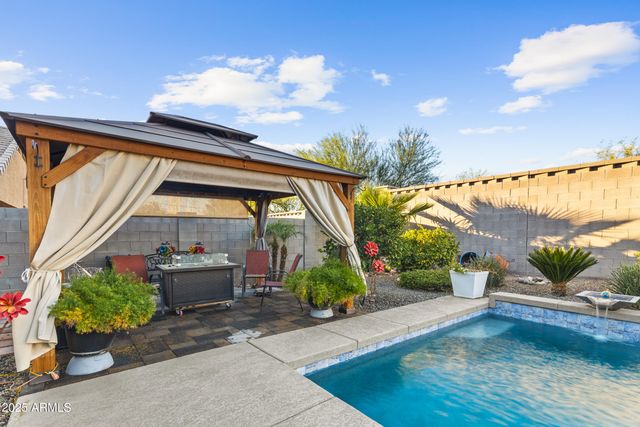 10762 W BRONCO Trail, Peoria, AZ 85383