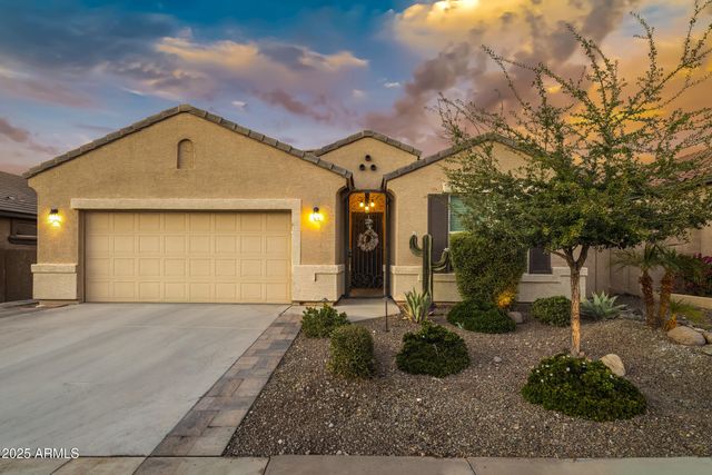 10762 W BRONCO Trail, Peoria, AZ 85383