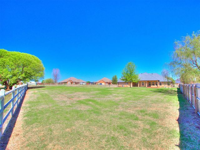 4174 Michael Road, Edmond, OK 73025