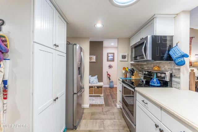 346 Lake Catherine Circle, Crossville, TN 38558