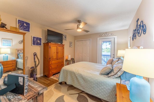 346 Lake Catherine Circle, Crossville, TN 38558