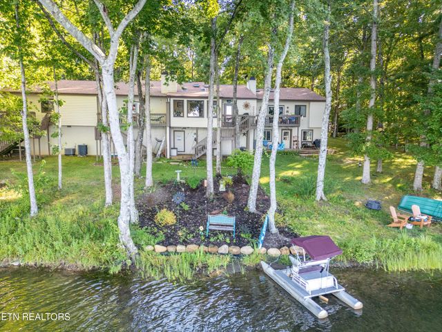 346 Lake Catherine Circle, Crossville, TN 38558
