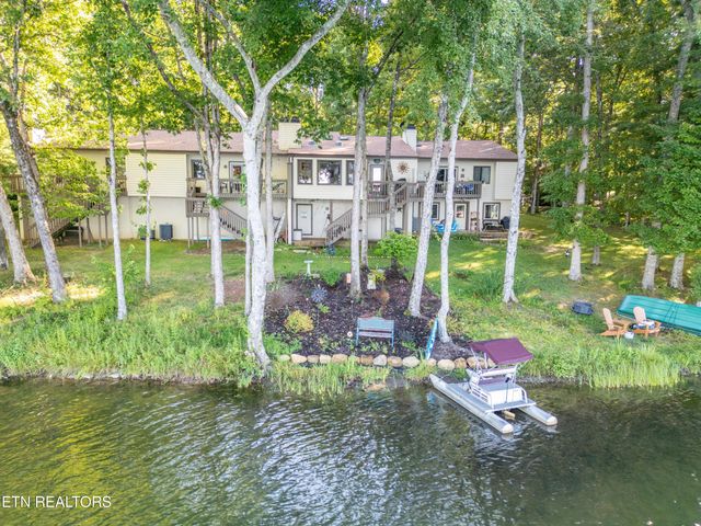346 Lake Catherine Circle, Crossville, TN 38558