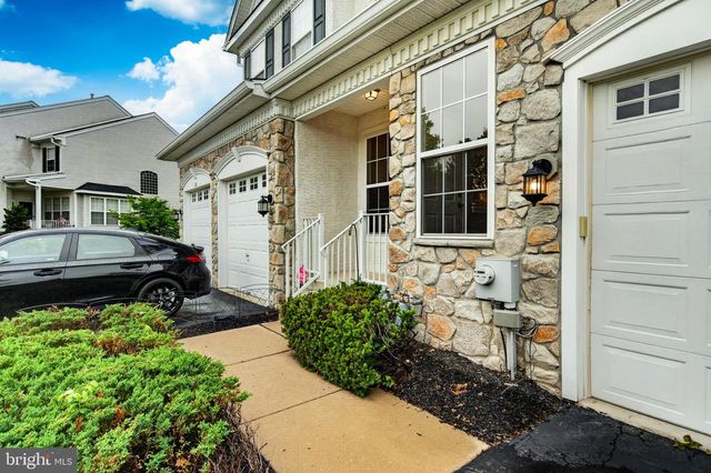 24 PORTSMOUTH CIR, Glen Mills, PA 19342