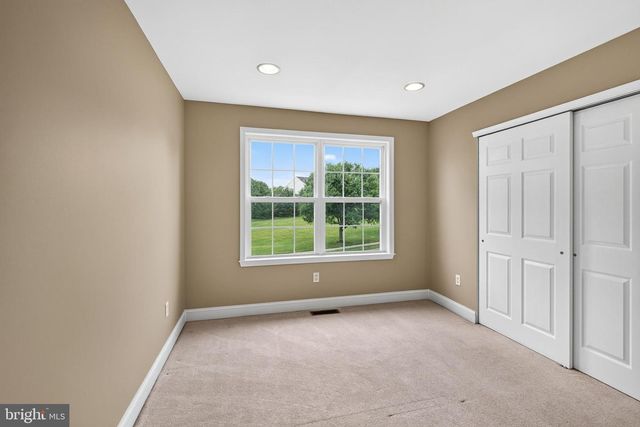 24 PORTSMOUTH CIR, Glen Mills, PA 19342