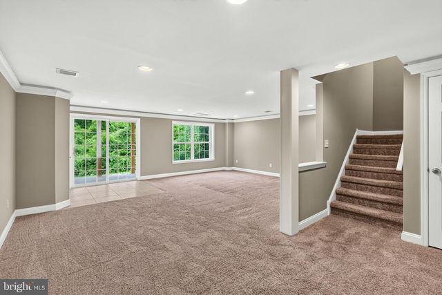 24 PORTSMOUTH CIR, Glen Mills, PA 19342