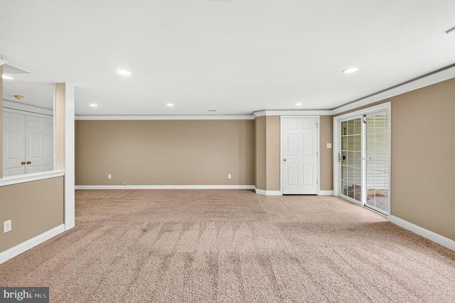 24 PORTSMOUTH CIR, Glen Mills, PA 19342