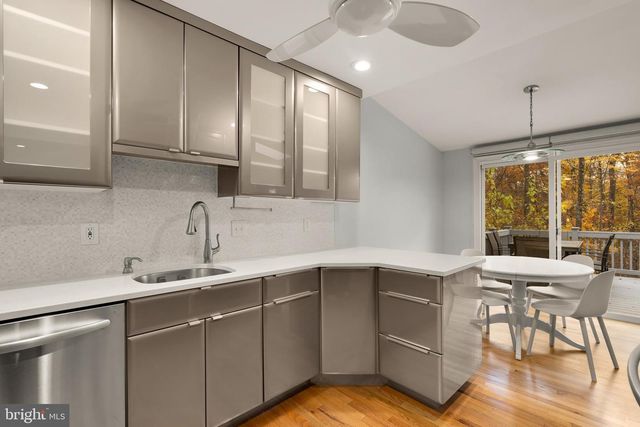 12204 TILDENWOOD DR, Rockville, MD 20852