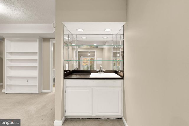 12204 TILDENWOOD DR, Rockville, MD 20852