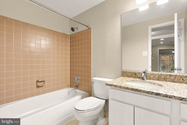 12204 TILDENWOOD DR, Rockville, MD 20852