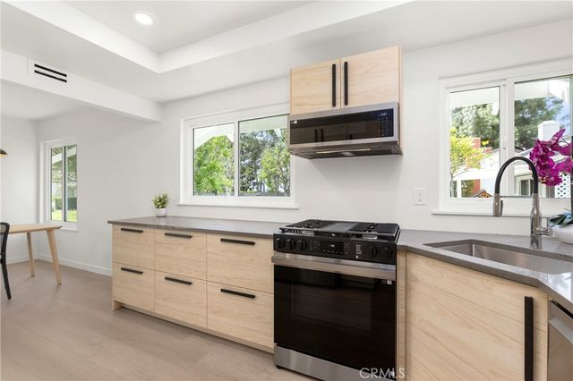 24142 Minnetonka Lane, Lake Forest, CA 92630