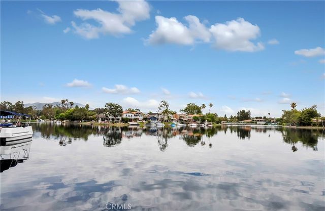 24142 Minnetonka Lane, Lake Forest, CA 92630