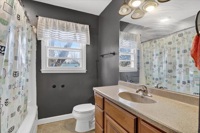 2433 Butlin Drive, Beloit, WI 53511