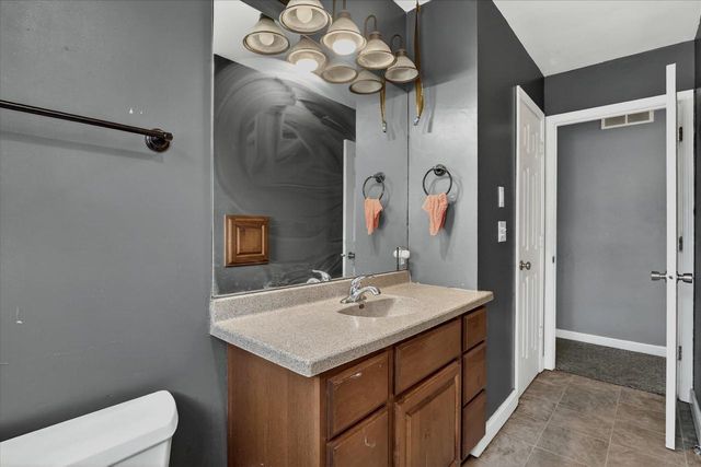 2433 Butlin Drive, Beloit, WI 53511