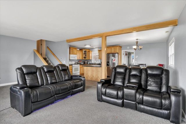 2433 Butlin Drive, Beloit, WI 53511