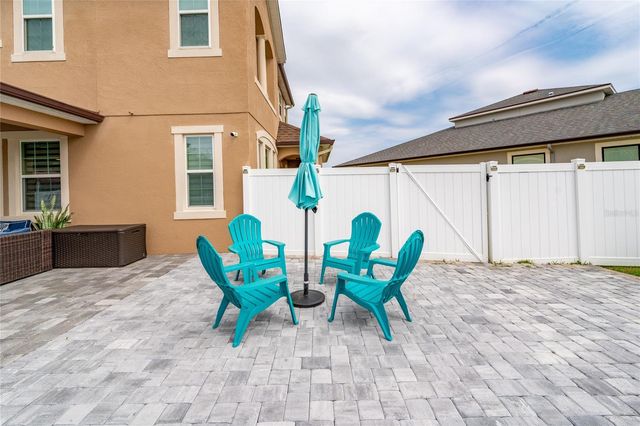 2424 VARENNA LOOP, Kissimmee, FL 34741