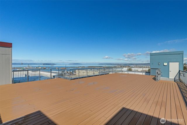 2818 Grand Avenue #B603, Everett, WA 98201