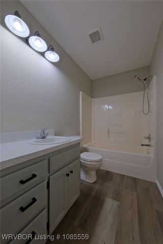 908 Cherry Loop, Muldrow, OK 74948