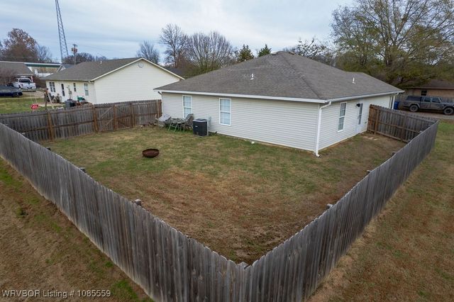 908 Cherry Loop, Muldrow, OK 74948