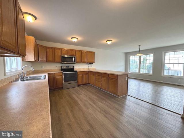 3902 BAYVIEW DR, Chesapeake Beach, MD 20732