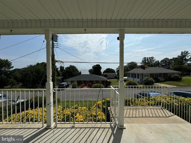 3902 BAYVIEW DR, Chesapeake Beach, MD 20732