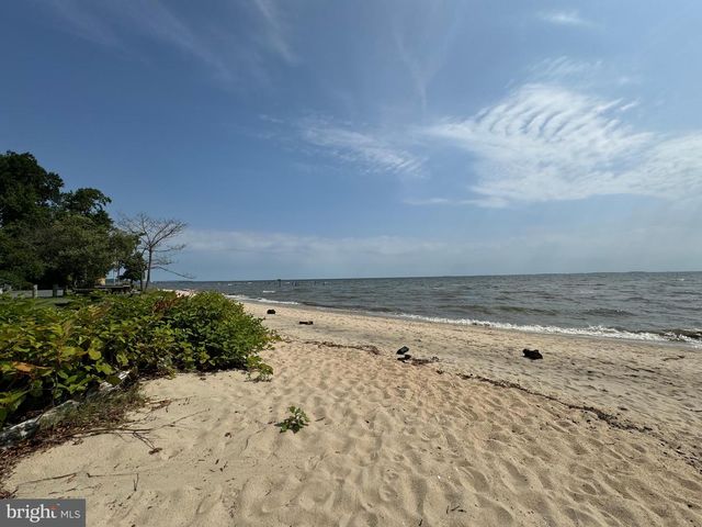 3902 BAYVIEW DR, Chesapeake Beach, MD 20732