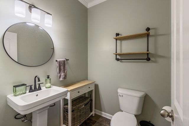 5573 W STATELY OAKS CV, Arlington, TN 38002