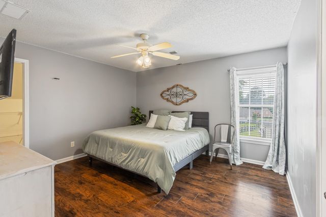 5573 W STATELY OAKS CV, Arlington, TN 38002