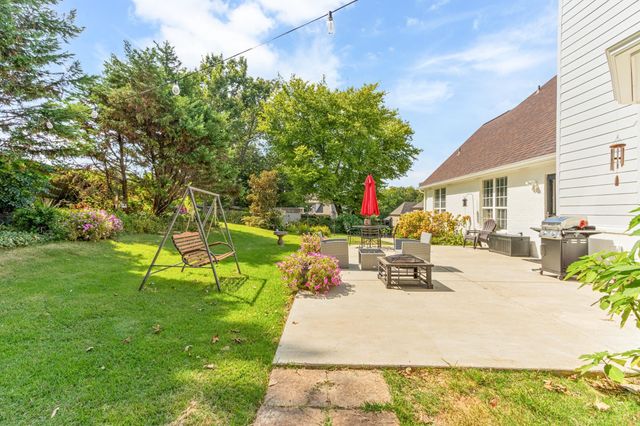 5573 W STATELY OAKS CV, Arlington, TN 38002