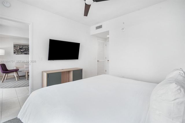 159 NE 6 4508 4508, Miami, FL 33132