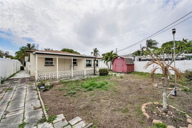 5769 DARTMOUTH AVENUE N, St Petersburg, FL 33710