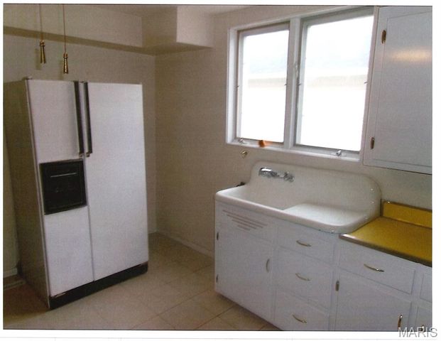 613 Washington Street, Highland, IL 62249