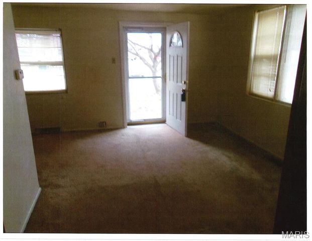 613 Washington Street, Highland, IL 62249