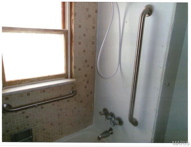 613 Washington Street, Highland, IL 62249