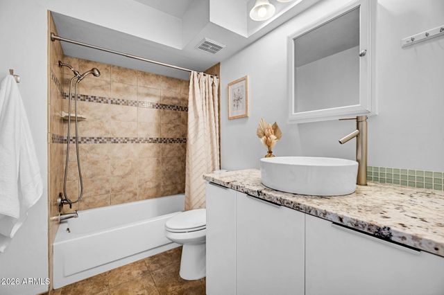 4327 N 28TH Street 102, Phoenix, AZ 85016