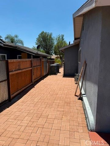 3941 Carmelina, San Bernardino, CA 92407